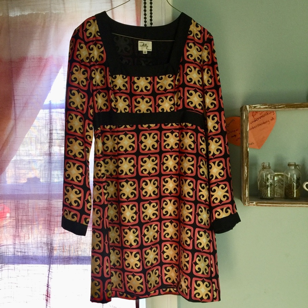 Silk Milly dress like new !